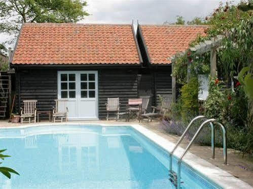 Riverside Cottage Wattisham Екстериор снимка
